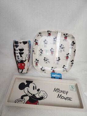 Disney Mickey Mouse Cream Party Plate and Tray Set Of 9